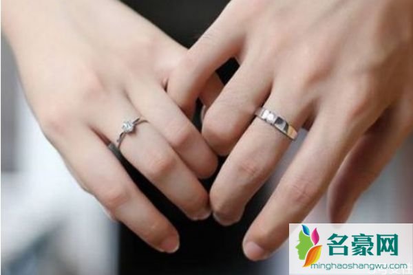 求婚戒指和结婚戒指一样吗 订婚戒指和结婚戒指的区别