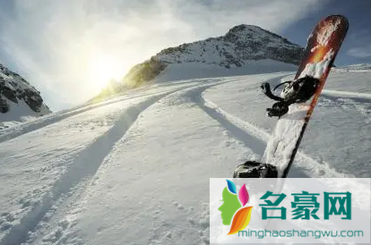 哈尔滨冰雪大世界能滑雪吗2