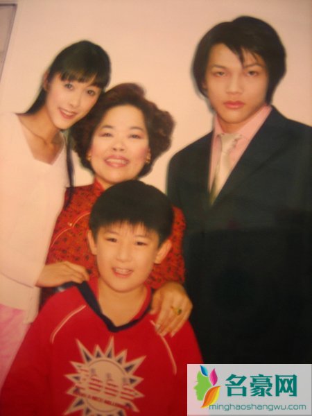 汪东城的老婆是谁 汪东城的老婆儿子