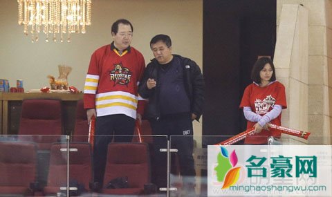 英达回应洗钱事情被冤 网友怒赞宋丹丹送他三个字