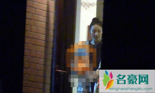霍尊恋情曝光 其父是知名歌手火风