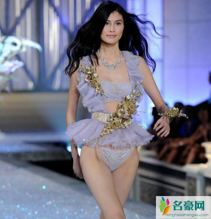 超模何穗恋情再添实锤