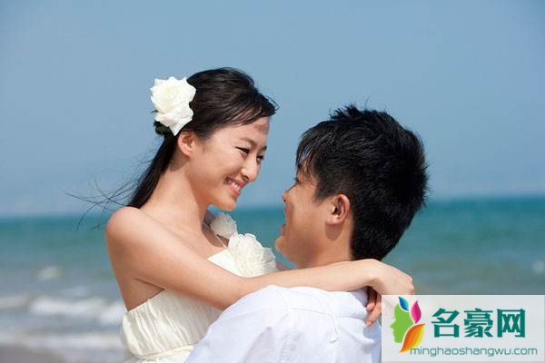 婚后应不应该查看老公手机 婚后老公手机需要查看吗