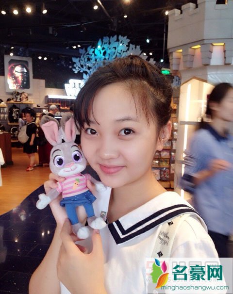林妙可母亲希望多给孩子一点宽容 不要过度炒作