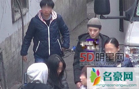 孙俪微博晒与编剧对话框 孙俪那年花开月正圆路透照曝光