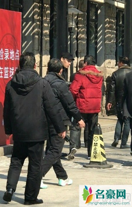 各大艺术院校招生开始 胡歌姚晨变身作监考老师