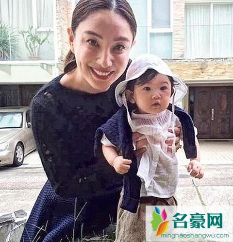 郑希怡遇见王沥川里饰演的Jeanette Sue资料及结局 郑希怡女儿什么病