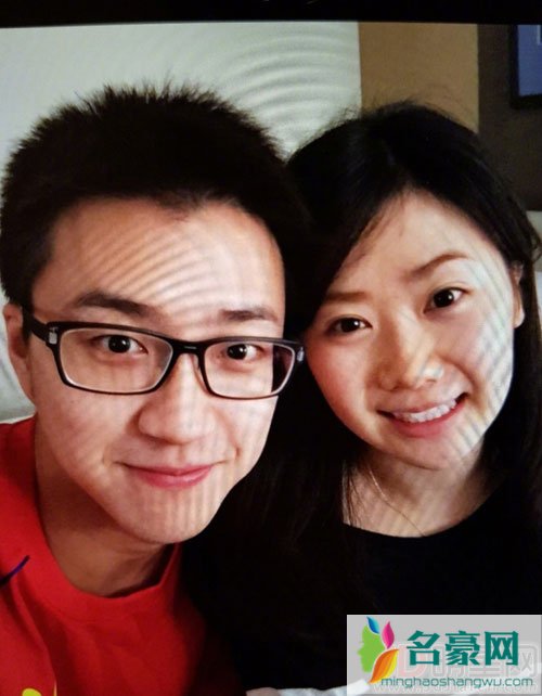 福原爱生日江宏杰晒照 照片是女儿可爱脚丫