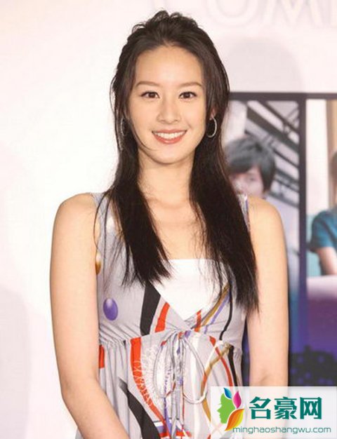曾恺玹和谁结婚了 曾恺玹结婚照/素颜照