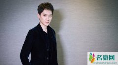 冯绍峰首谈儿子 为人父后冯绍峰被赞变得更温柔了