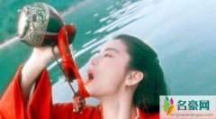 林青霞65岁庆生照 林青霞老公现身生日现场打破离婚