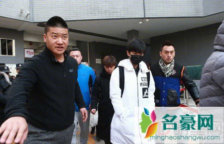 王俊凯艺考进行时 北电参加复试行事低调