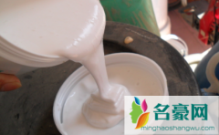 白乳胶闻久了对身体有害吗 白乳胶与白胶是一样的