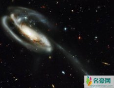 人类首张黑洞照片怎样的 能把光都吞噬掉的恐怖黑