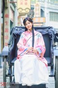 陈妍希为扮古装接发 低烧录制热情暖心不减