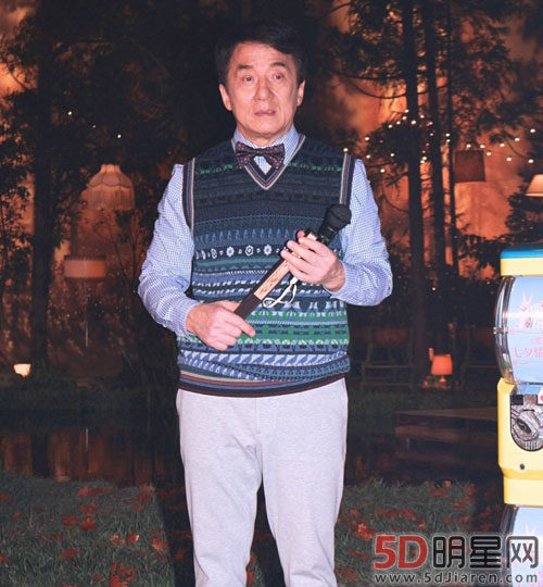 成龙拍摄新歌mv 自曝曾想补办婚礼