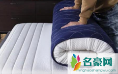 老年人睡乳胶床垫几公分的合适 乳胶床垫选购技巧