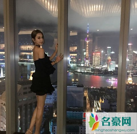 陈思诚夜会两女 佟丽娅不愿回应