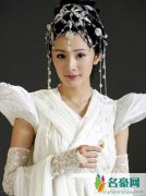 娱乐圈女星容貌令人捉摸不透 杨幂下巴又变对比图