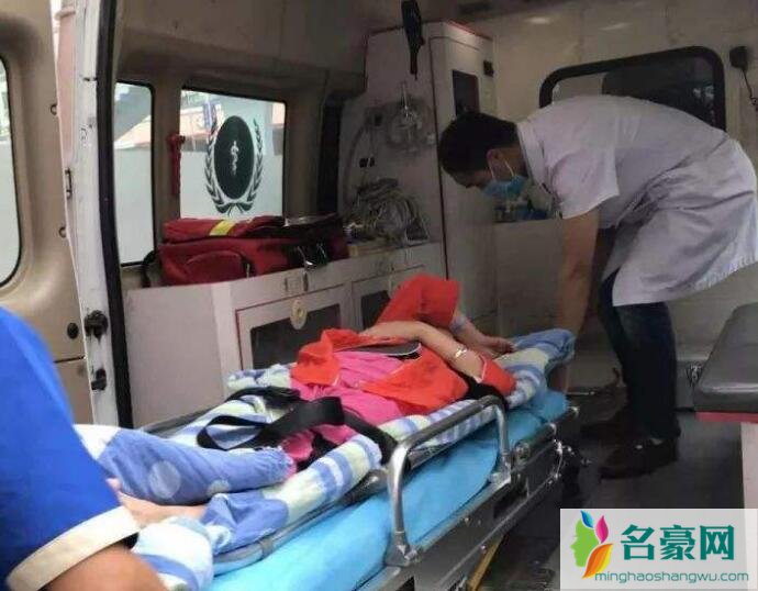 压断肋骨救回朋友始末