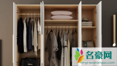 衣服太长怎么挂衣柜 卧室挂衣架怎么安装