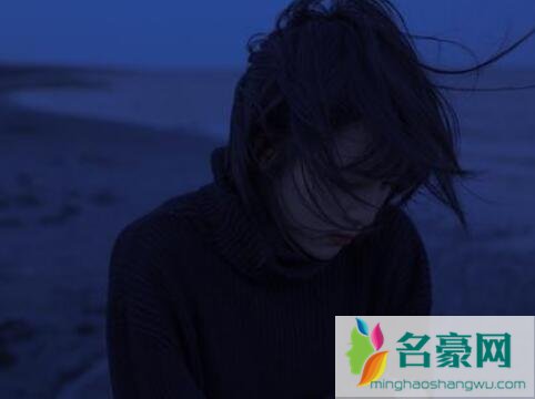 男生被降住的表现