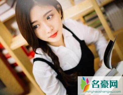 男生为什么喜欢晚上和你聊天