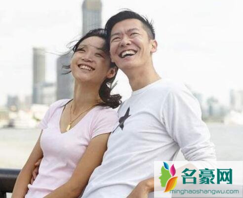 男人更怀念哪种前女友
