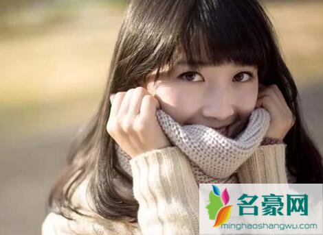 让男生立刻心动的小举动