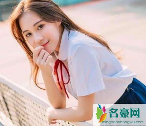 女生主动分手但是没删我