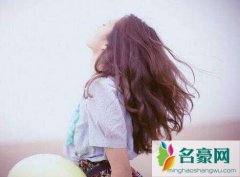不纠缠不联系你的女人心理，说明她爱你还是不爱你