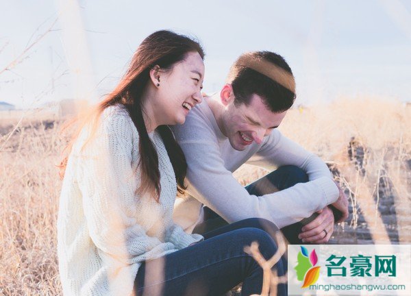 初次约会冷场