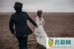 女生追男生的技巧是什么？就算隔层纱也是讲究技巧