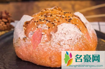 没烤熟的面包可以二次烤吗3