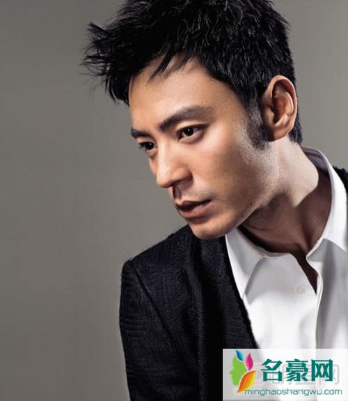 李光洁王珞丹结婚照 李光洁王珞丹吻戏分手近况恋情
