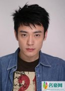 李光洁王珞丹结婚照 李光洁王珞丹吻戏分手近况恋