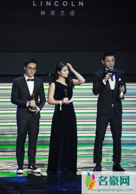 张继科获“年度体育人物” 感谢粉丝不忘直播互动