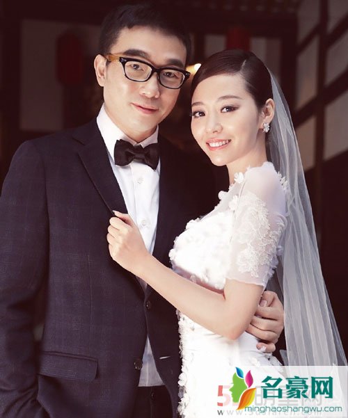 张靓颖坦言成都婚礼推迟 因其母不愿出席