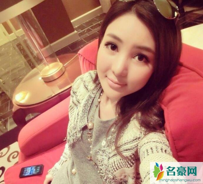 郭美美炫富门