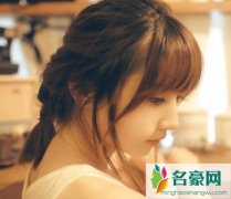 和同事办公室暧昧的故事，在他和未婚夫之间做出选