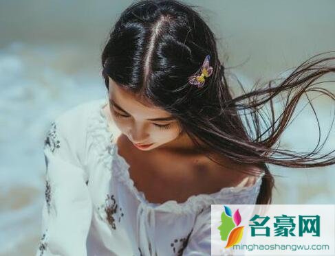 半夜姐姐睡不着来我房间