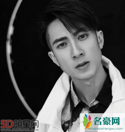 吴尊爸爸上热搜 原因竟是太年轻了