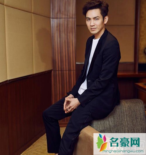 钟汉良当选白玉兰评委 谈感受很兴奋