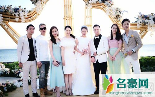 安以轩结婚现场照 伴娘陈乔恩如愿抢到捧花