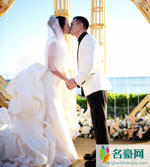 安以轩结婚现场照 伴娘陈乔恩如愿抢到捧花