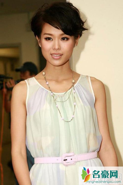 胡杏儿怀孕网友送祝福 拒绝透露性别生活幸福