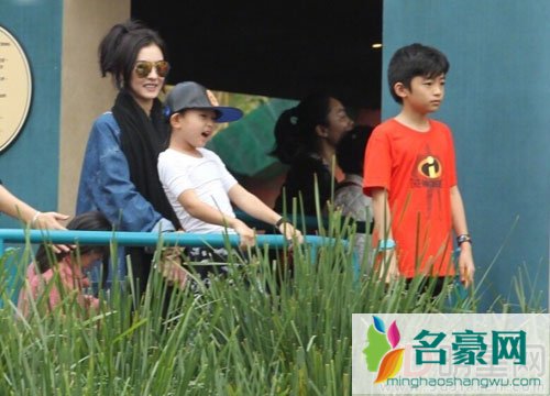 谢霆锋张柏芝分别为儿子庆生 两人各自安好
