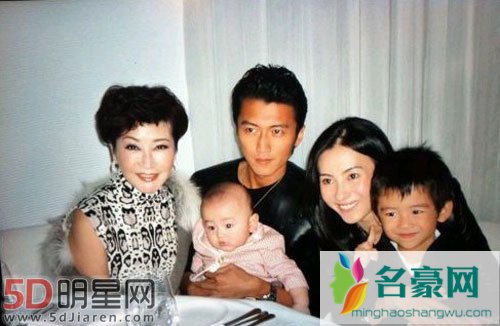 谢霆锋张柏芝分别为儿子庆生 两人各自安好