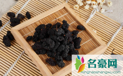 怎么吃桑葚干才能达到解酒效果1