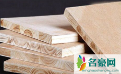 木工板上能不能刷涂料 木工板上贴瓷砖可以吗